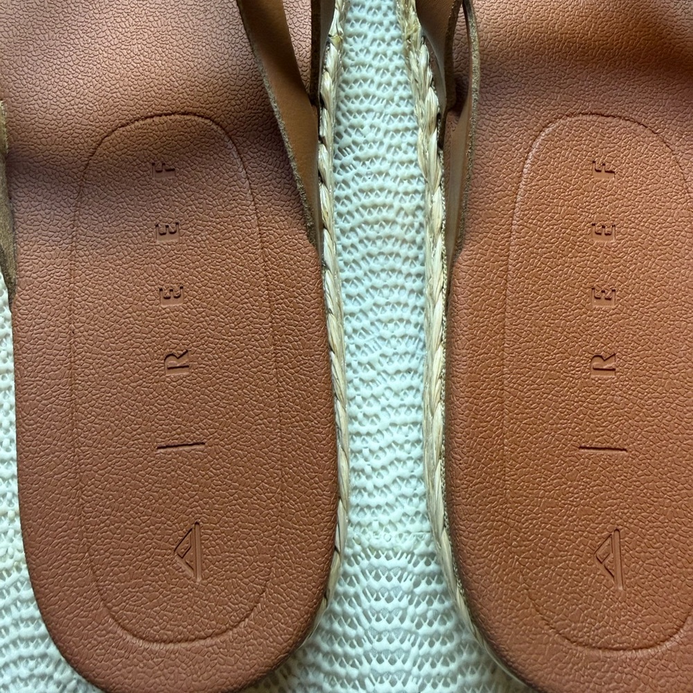 Reef Vista Carmen Flip-Flops - Women's size 11 - Picture 12 of 12